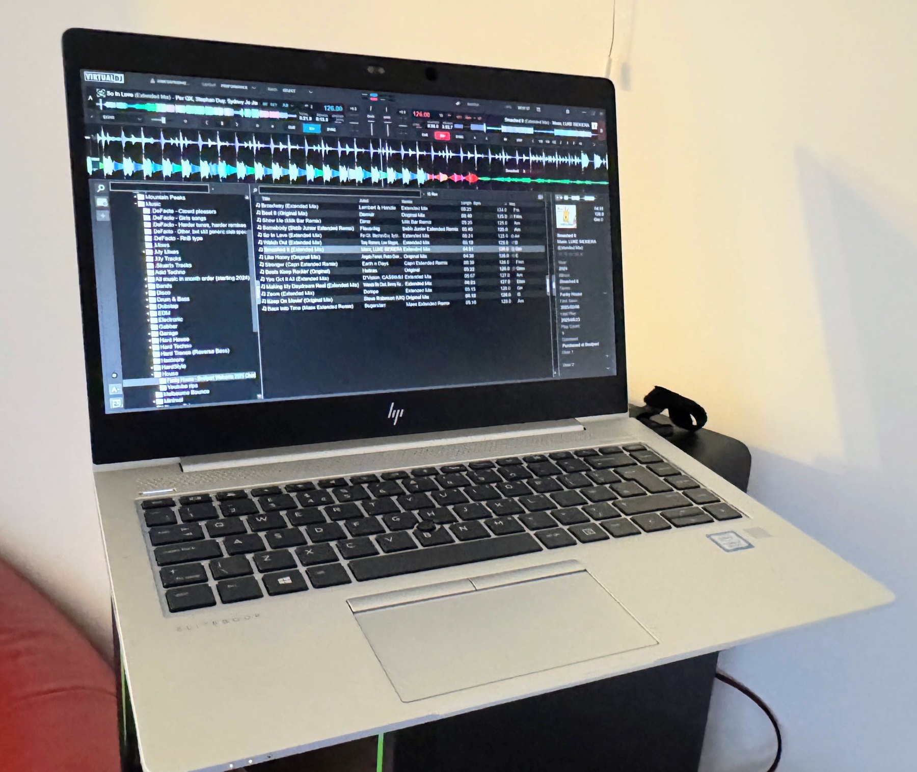Laptop